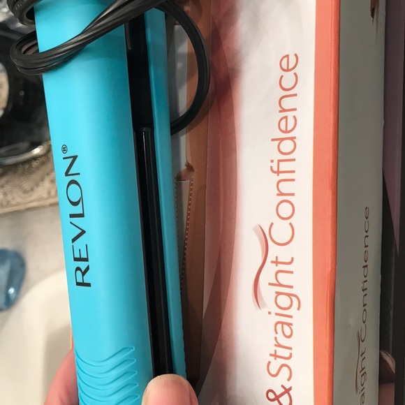 Curl and straight iron and free flat iron - Picture 3 of 3